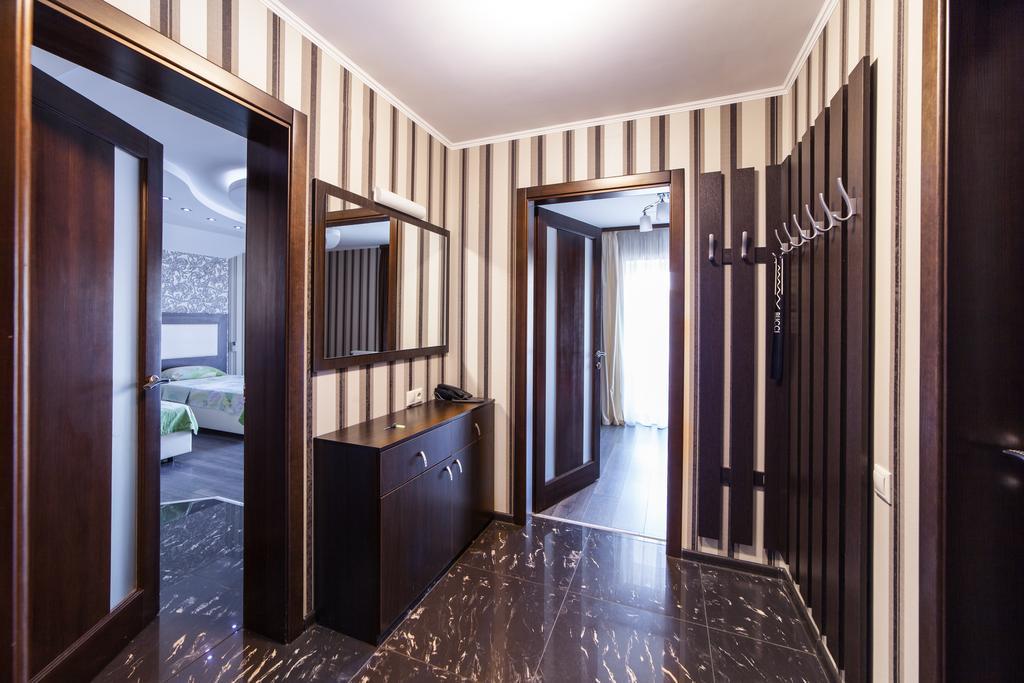 Home Comfort Livoberezhna Iec Kiev Экстерьер фото